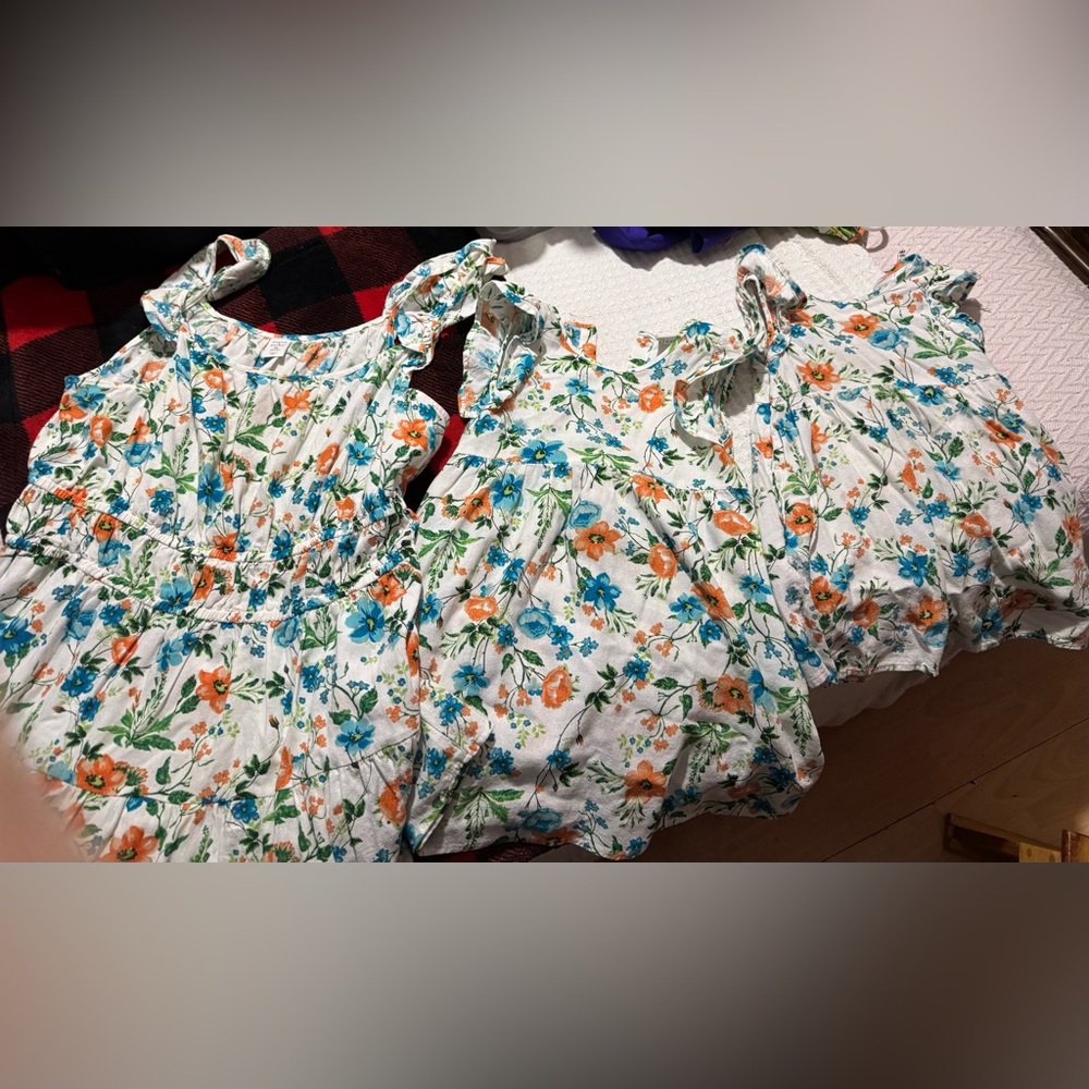 Mommy& me Floral Sleeveless dress lot